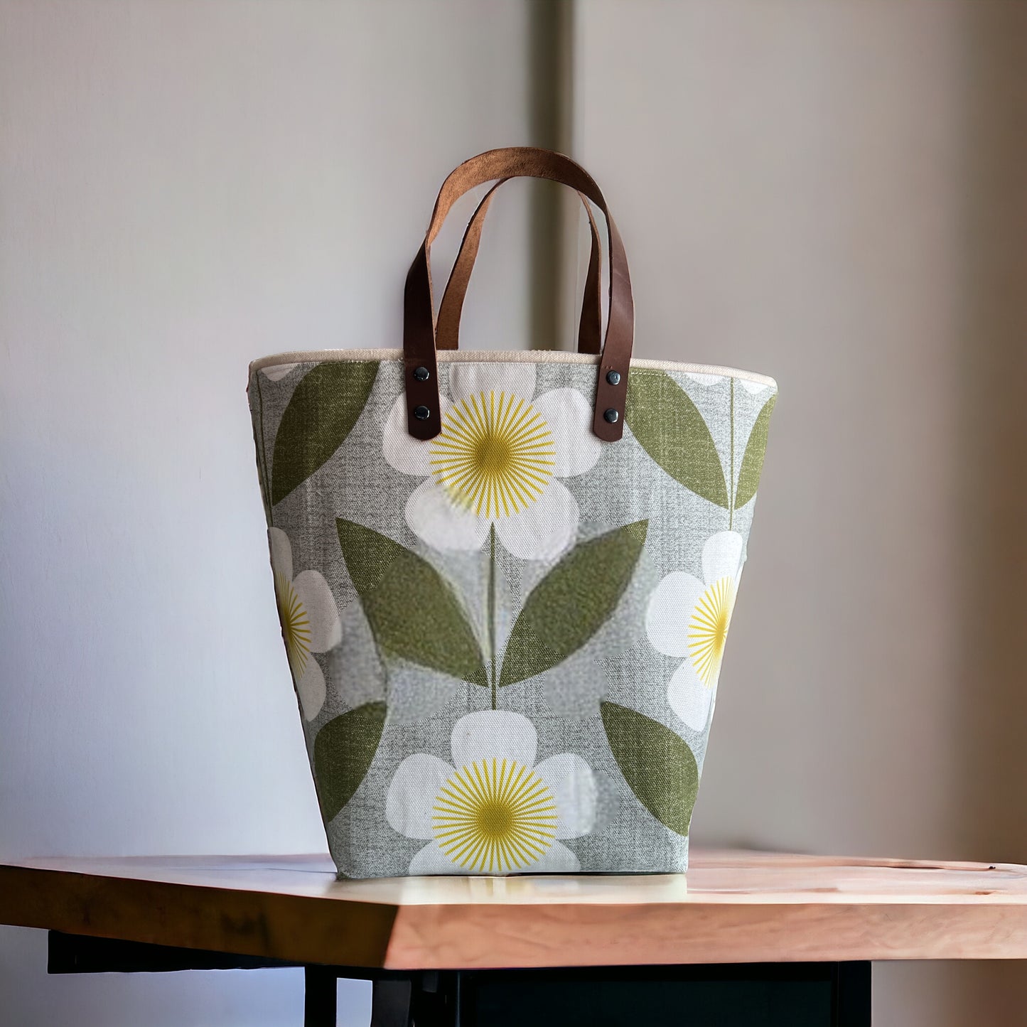 Yellow Retro Daisy-Large 520