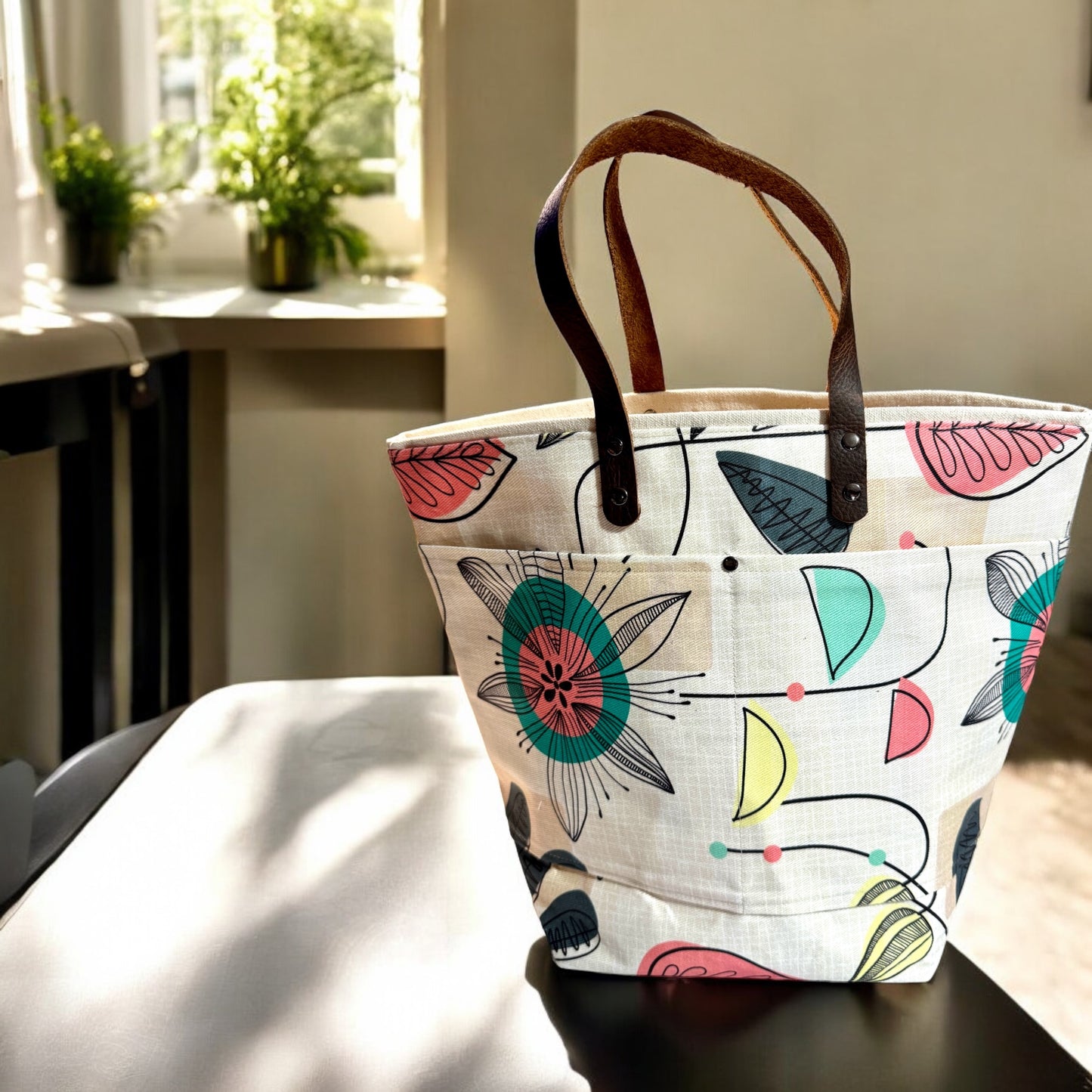 Gussie Mid-Century Modern Tote